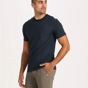 Vuori Linear Tech Tee in Ink Striped Short Sleeve Shirt T-Shirt Pocket Stretch L